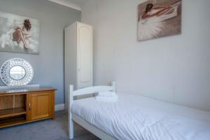 Flat 2 Brunswick - 2 Bed Economy Flat - Swansea