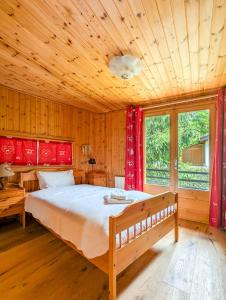 Chalet privé avec vue panoramique, terrasse et jardin