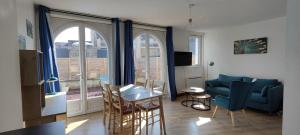 Beau T2 Trégastel avec jardin, proche plages et commerces