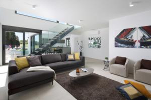 Villa Fasana-Apartment 4 by Vivi Rent