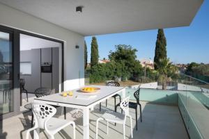 Villa Fasana-Apartment 5 by Vivi Rent