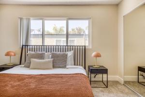 Marina Del Rey 1BR w Gym BBQ nr Venice Beach LAX-876