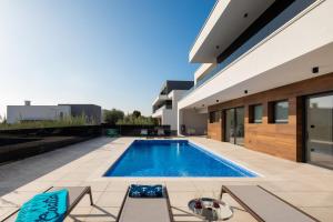 Villa Old Olive VI by Vivi Rent