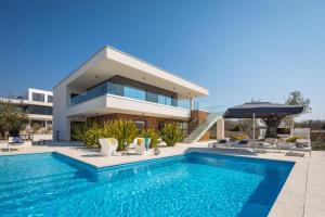Villa Old Olive VII by Vivi Rent