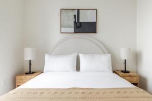 Blueground LIC gym wd nr MoMA PS1 NYC-1797