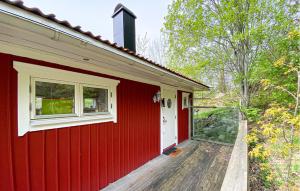 1 Bedroom Lovely Home In Ulseröd