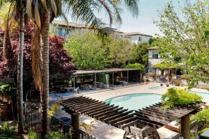 Blueground Santa Clara pool AC nr stadium SFO-1848