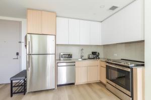 Blueground Gowanus pool wd nr park NYC-1839