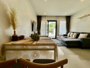 Bangrak Luxe Townhome