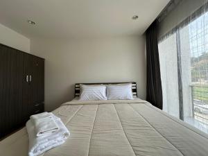Bangrak Luxe Townhome