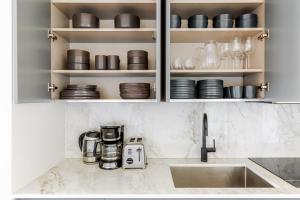 Blueground Yorkville rooftop nr Central Park NYC-1760