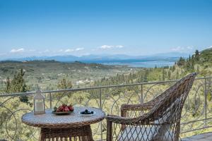 Katouna 4-bdrms bright home