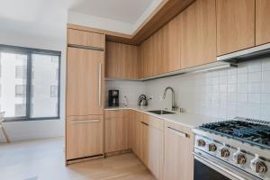 Blueground SoMa pool nr Civic Center SFO-1787