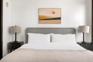 Blueground Historic Core view nr Walt Disney Concert Hall LAX-1359