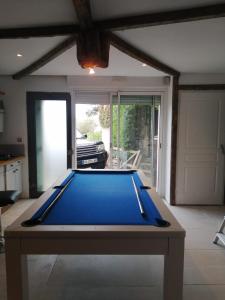 Appartements studio meuble et equipe : photos des chambres