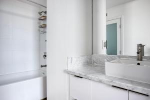 Blueground Historic Core pool nr Bradbury Building LAX-1204