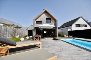 Kerguille, villa avec piscine
