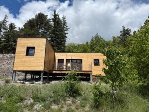 Petit Chalet neuf avec jardin - La montagne Sud