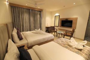 Mumbai House Express