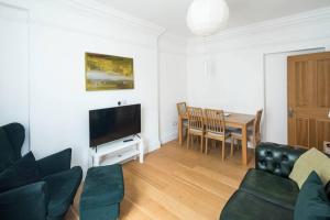 Elegant 1BR Apartment Near Central London