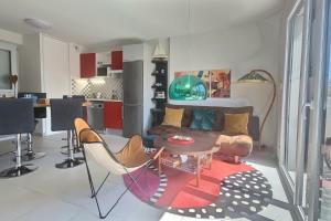 Appartement spacieux pour 4 personnes à 500m de la me