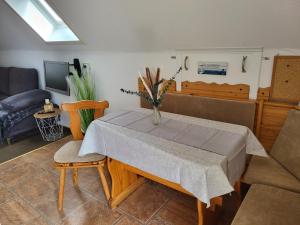 Kleiner Leuchtturm Kühlungsborn, Studio mit Balkon, Parkplatz & WLAN, 300m vom Strand entfernt