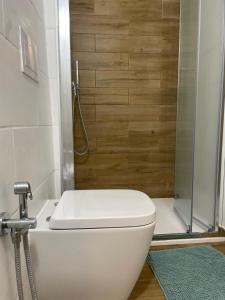 Chalet Como Lake - Dreamy Retreat, footpath only