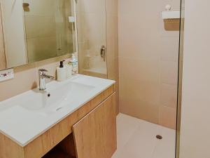 Estudio en Usaquén cerca a la Fundación Santa Fe !