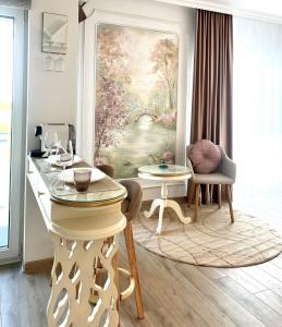 Bridge Apartments- STUDIO 3