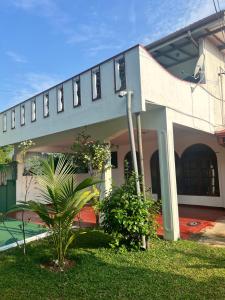 Semi luxury apartments in Sr Lanka