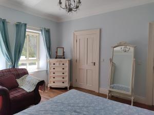 Hillside Haven F94EW71