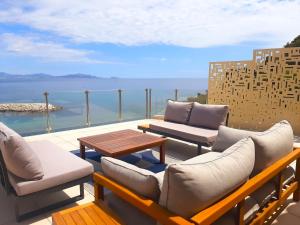 Villas Villa de charme - Panorama Exceptionnel et Acces direct Mer : photos des chambres