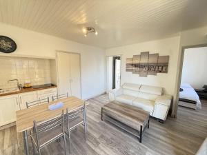 Valras-Loc - Appartement avec terrasse et parking,