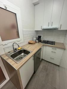 BRAVAHOLIDAYS-420-COLON, 2nd LINE BEACH, WIFI
