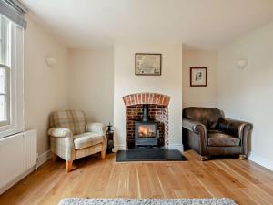3 Bed in Broughton 94143