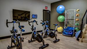 Entire Apt Downton Seaport