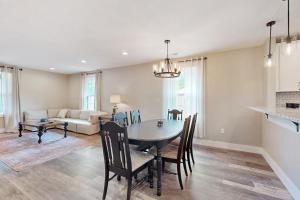 Front Porch Looking In