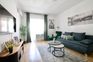 Premium Apartment by Hi5- Green Spot