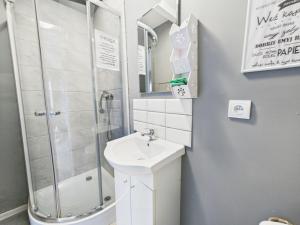 Przystań Jastrzębia domki z alpakami