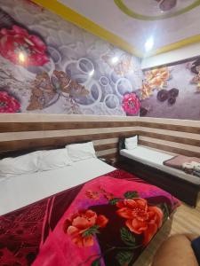 K.D.DHAM-NEAR Prem Mandir