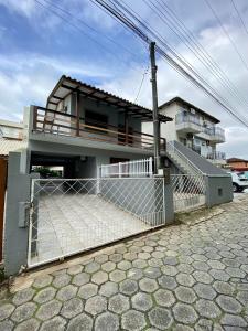 Casa Térrea a 200m da Praia de Bombas