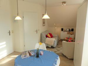 Hus Palstek, OG links