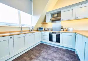 Central Harrogate Penthouse Apartment