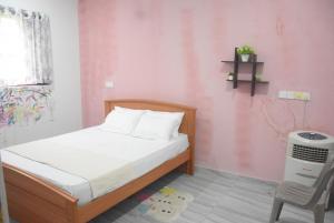 Vishaka Holiday Home