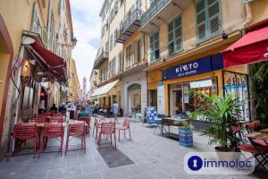 Air-conditioned apartment in Old Nice