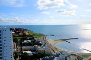 Oceanfront Gem by Walled City, Spectacular Views