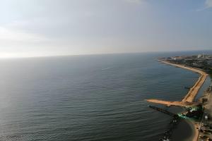 Lujoso Apto Piso 26 con Vista al Caribe