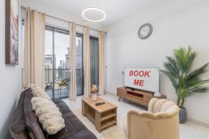 Stylish 1-Bedroom Retreat in Amal Tower Sports City - 4hvězdičkové hotely ve městě Dubaj