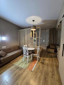 Luxury Suites White Sails