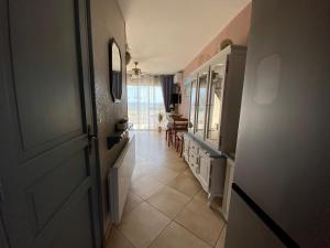 Appartement cosy avec jardinet privé à 5 min des Thermes - FR-1-503-74